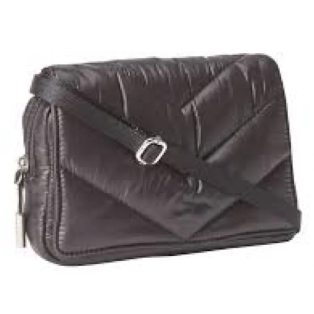 CARAA x Athleta Convertible Waistbag Black